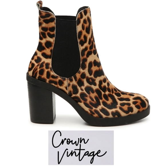 Crown Vintage calf hair print anckle boots sz 8.5
